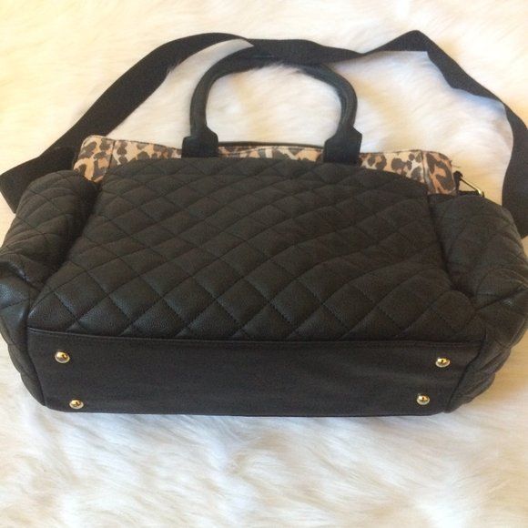 Betsey Johnson Leopard Travel Bag - Picture 11 of 11